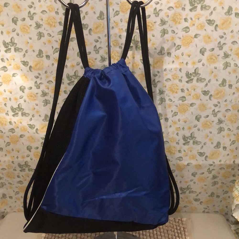 Adidas Drawstring Bag - image 6